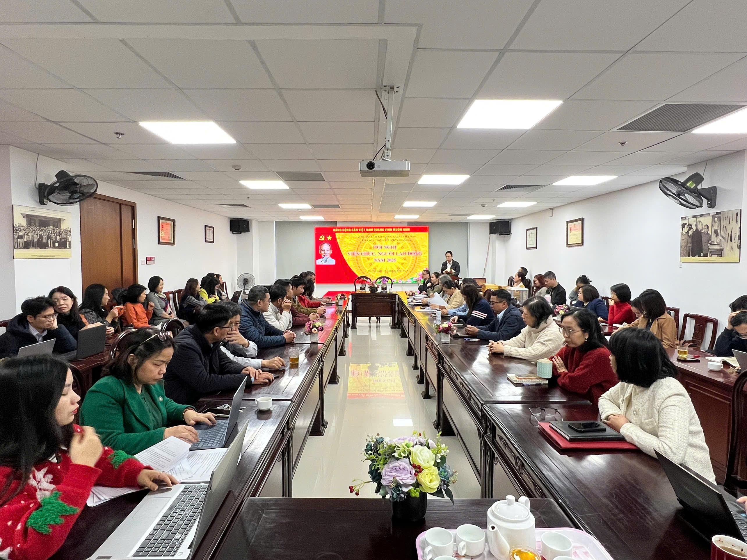 Viện Dân tộc học và Tôn giáo học tổ chức Hội nghị viên chức, người lao động năm 2025