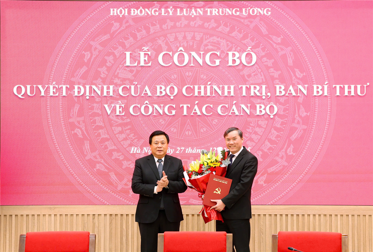 Công bố Quyết định bổ nhiệm GS.TS. Lê Văn Lợi giữ chức Phó Chủ tịch kiêm nhiệm Hội đồng Lý luận Trung ương