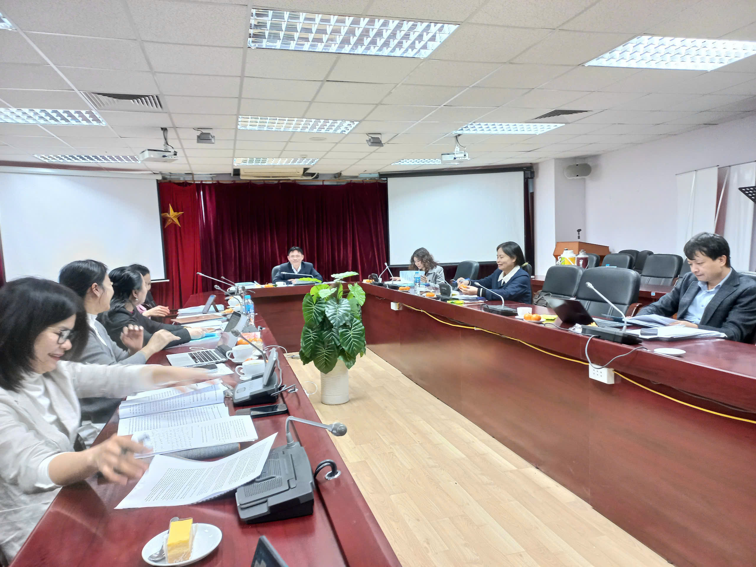 Đề tài khoa học cấp Bộ “Bảo đảm quyền tiếp cận việc làm của người khuyết tật trên địa bàn Hà Nội” nghiệm thu đạt loại xuất sắc