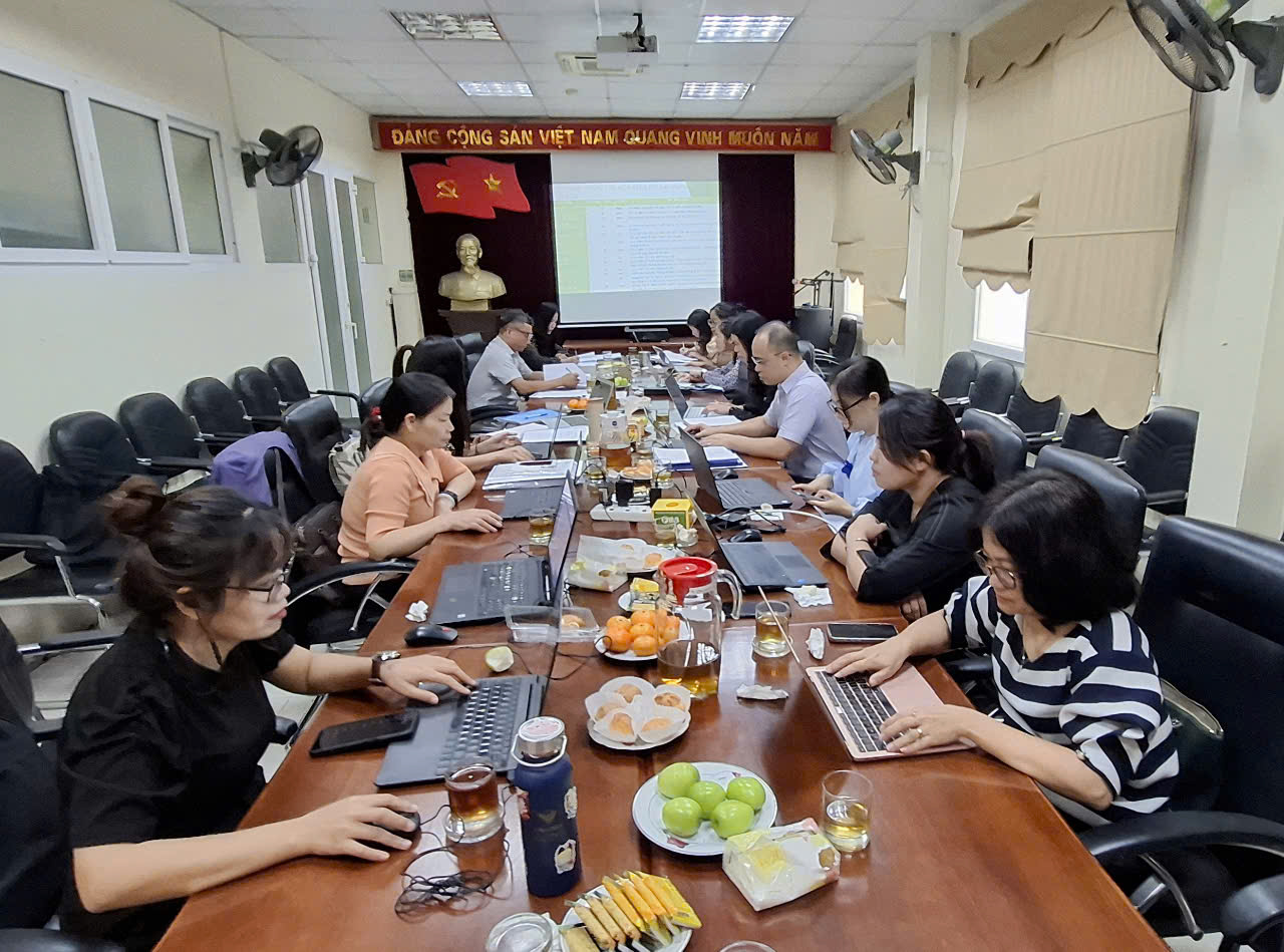 Viện Nghiên cứu Con người tổ chức nghiệm thu các đề tài cấp Cơ sở thực hiện trong năm 2024