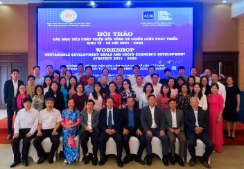 Hội thảo “Các mục tiêu phát triển bền vững và chiến lược phát triển kinh tế xã hội 2021-2030”