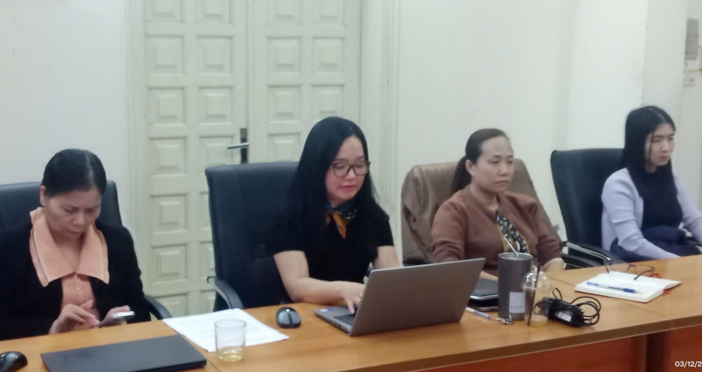 Sinh hoạt chuyên đề tại Chi bộ Viện Nghiên cứu Con người, Gia đình và Giới