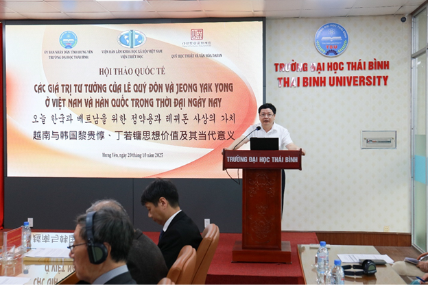 PGS.TS. Phạm Quốc Thành, Hiệu trưởng Trường Đại học Thái Bình phát biểu chào mừng Hội thảo