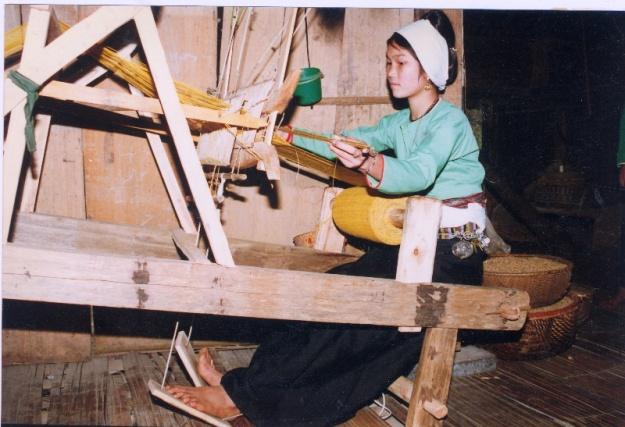 Mường
Hòa Bình
1998