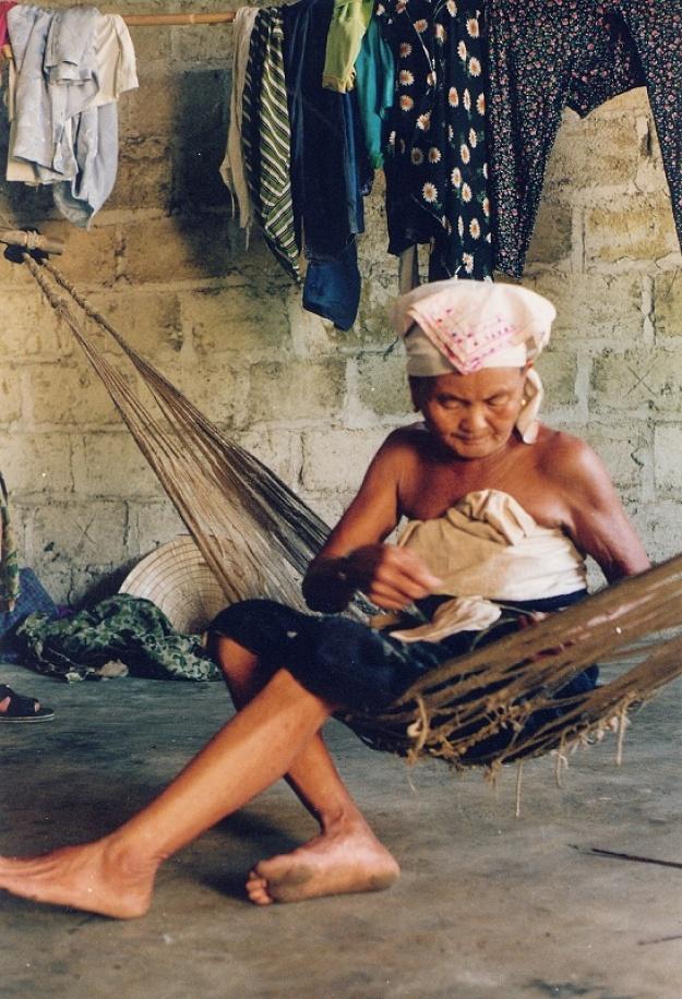 Thổ
Nghệ An
1996