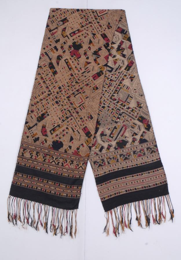 Tơ tằm, sợi ngang bổ sung không liên tục
Tai Lao. Luang Prabang, Lào

Thế kỷ 20