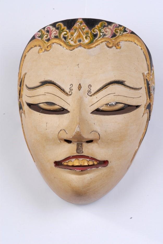 Hứa hôn với hoàng tử Panji