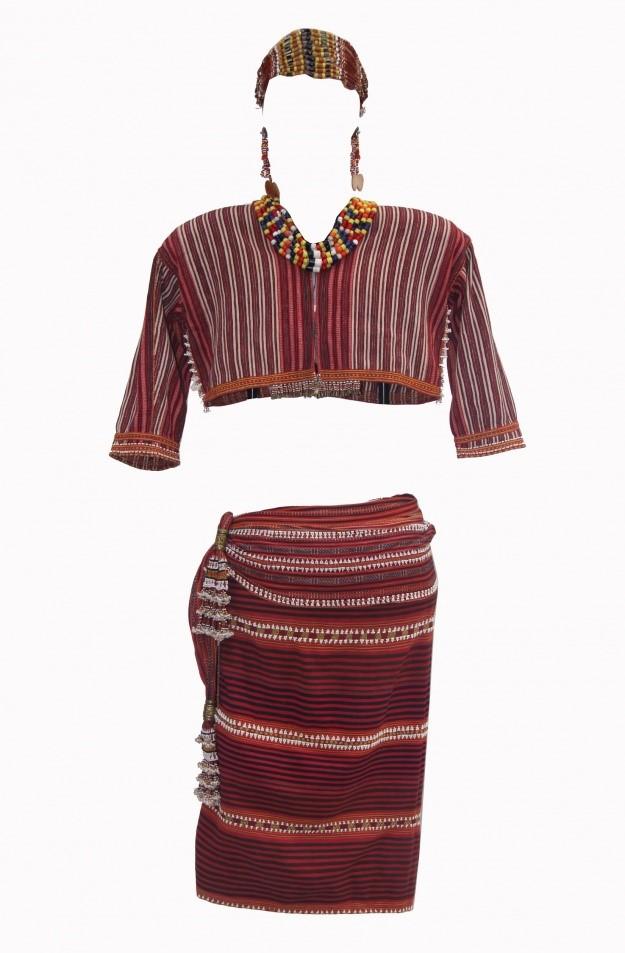 Sợi bông, cườm, hoa văn dệt
Gadang. Luzon, Philippines

Thế kỷ 20