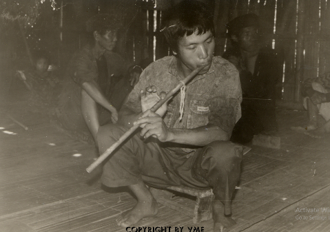 THỔI SÁO (Yên Châu, Sơn La, 1996)