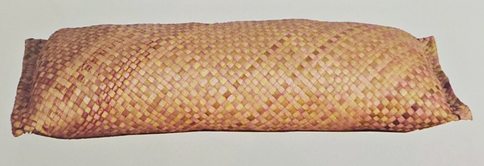 Gối của người Cơ-tu