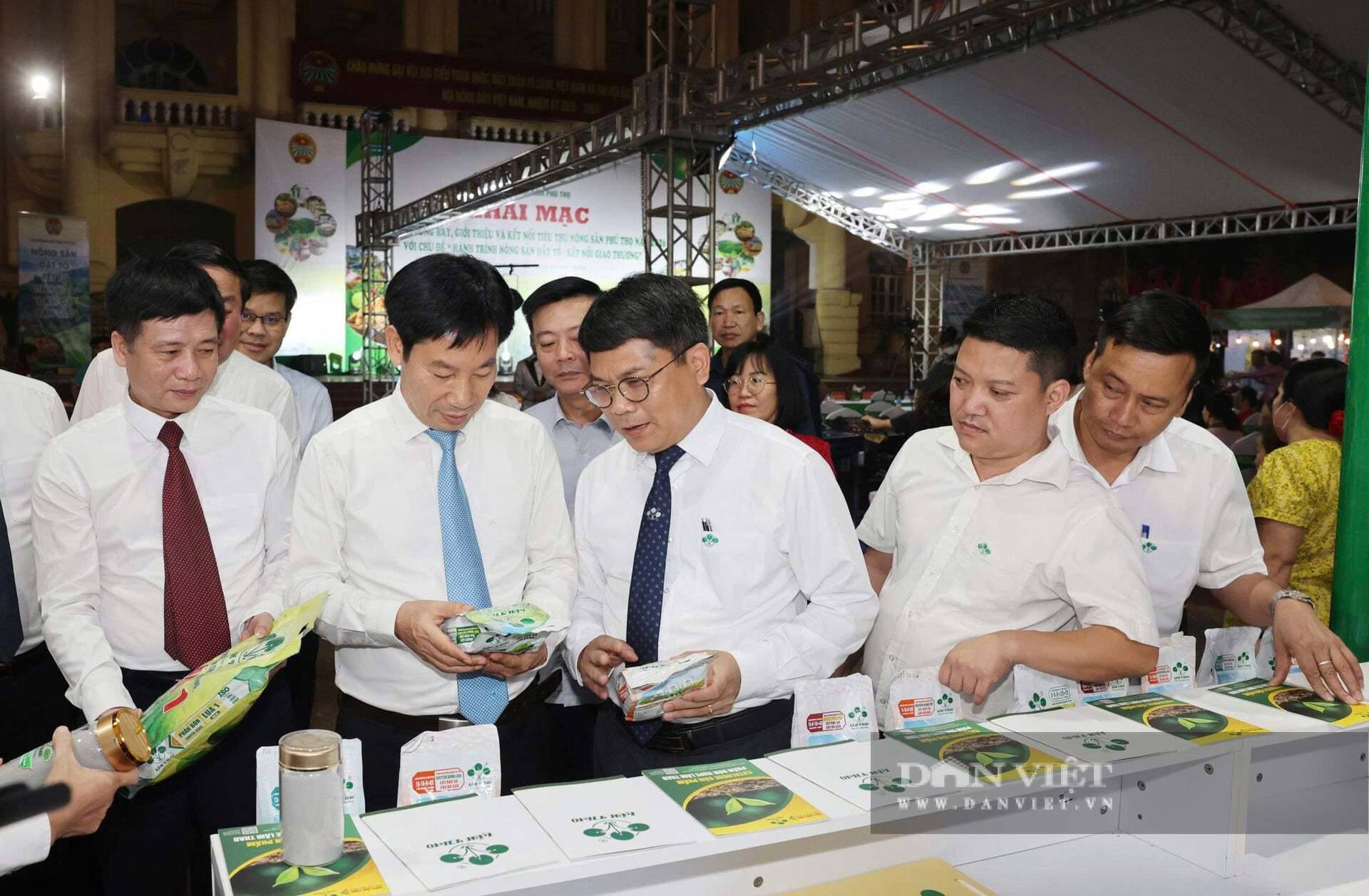 Hội Nông dân tỉnh Phú Thọ khai mạc Tuần lễ nông sản 2026: Sản phẩm thực- Trải nghiệm số- Giá trị bền vững" 