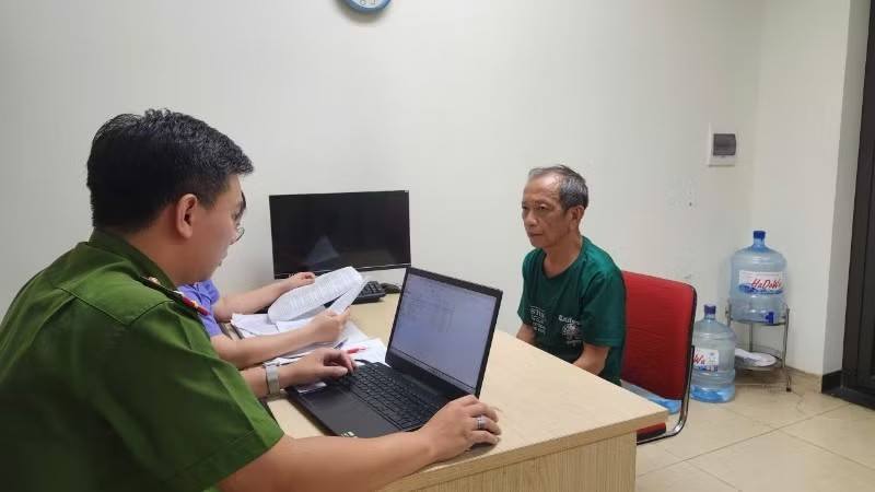 Công an Hà Nội bắt giữ "Thần y rởm" về hành vi lừa đảo chiếm đoạt tài sản