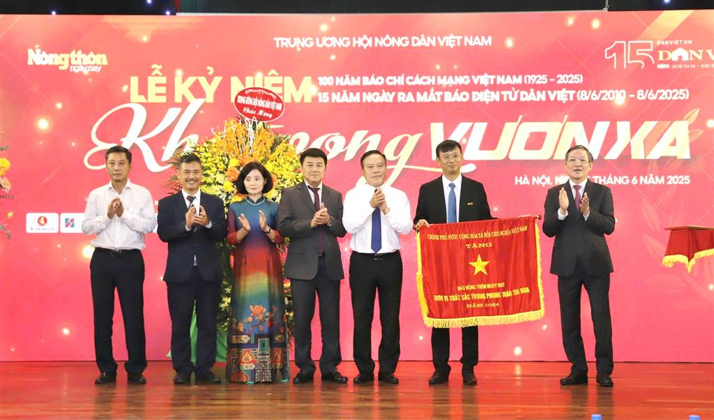 Kỷ niệm 15 năm ra mắt Báo điện tử Dân Việt: “Khát vọng vươn xa” cùng chiến lược chuyển đổi số sâu rộng