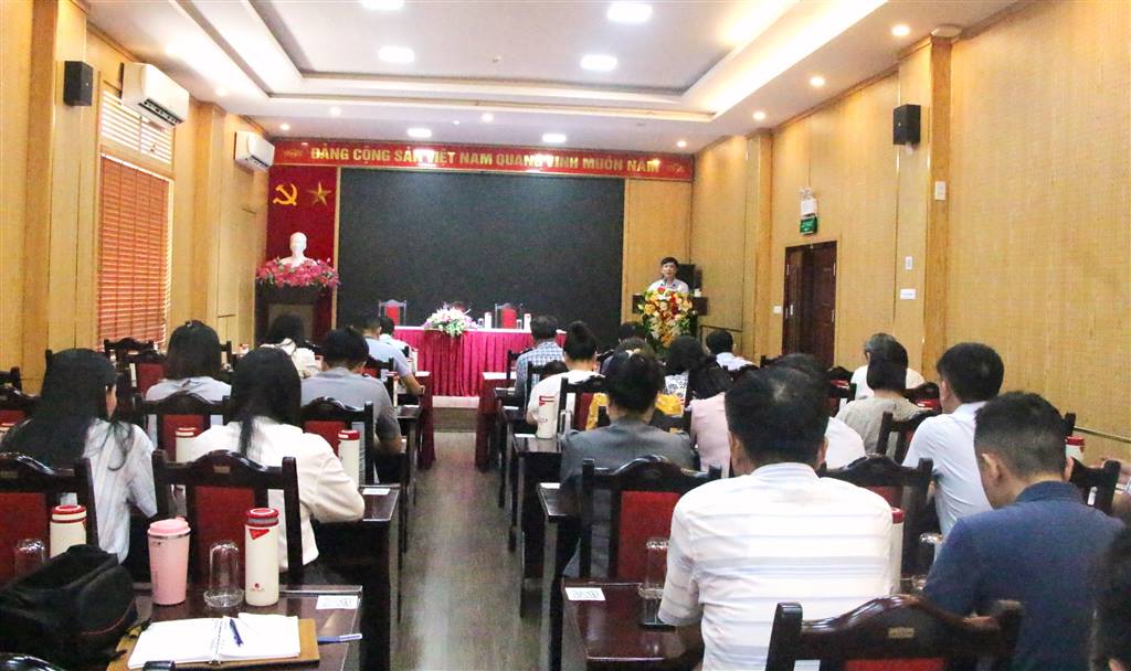 Ban Công tác nông dân tổ chức Hội nghị cán bộ, công chức, người lao động