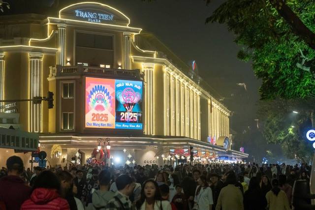 Hà Nội lắp đặt, huy động 284 màn hình LED phục vụ lễ kỷ niệm Quốc khánh 2/9