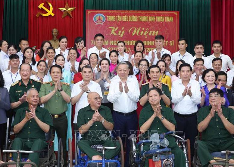 UỐNG NƯỚC NHỚ NGUỒN