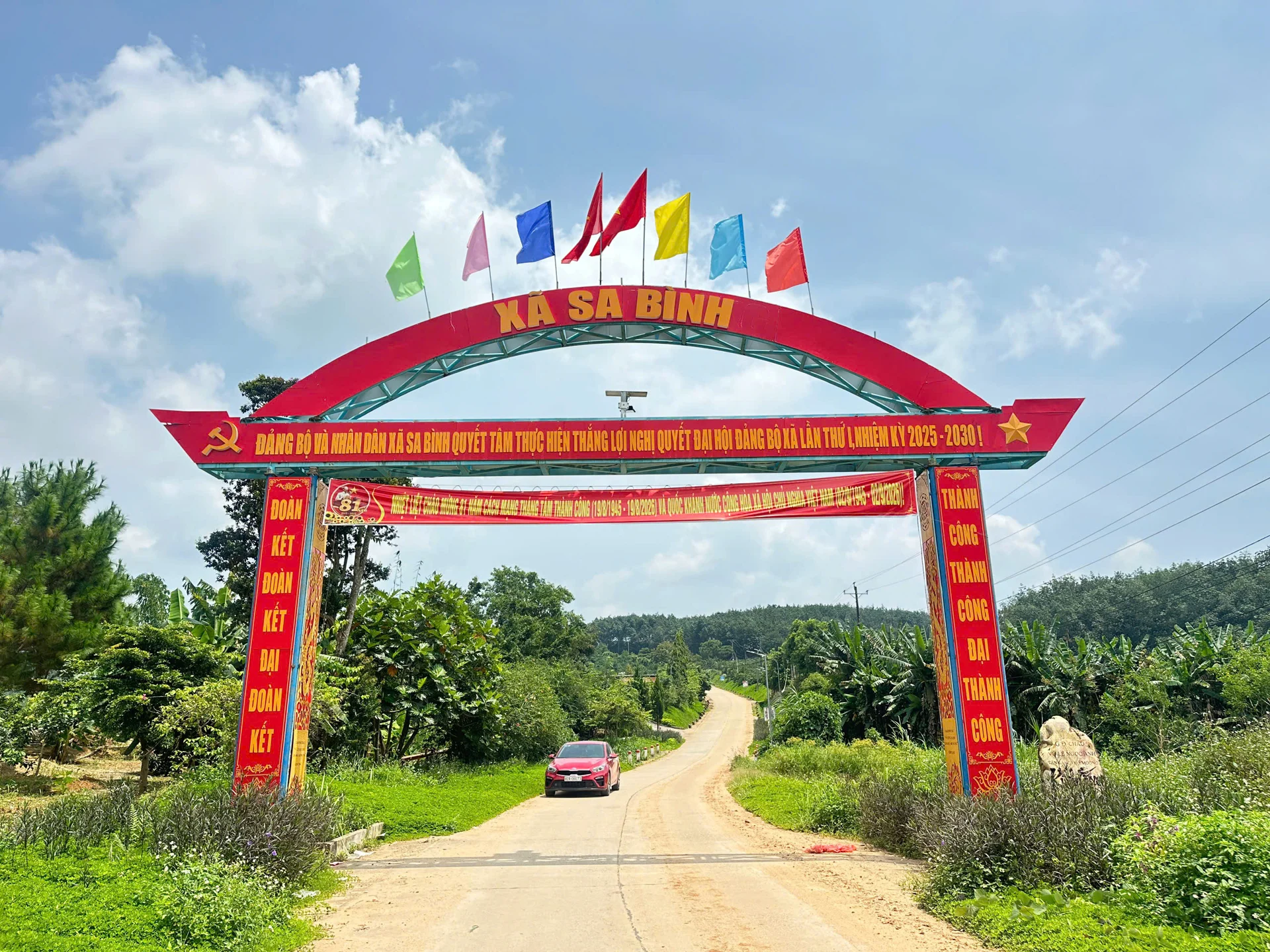 Anh-tin-bai