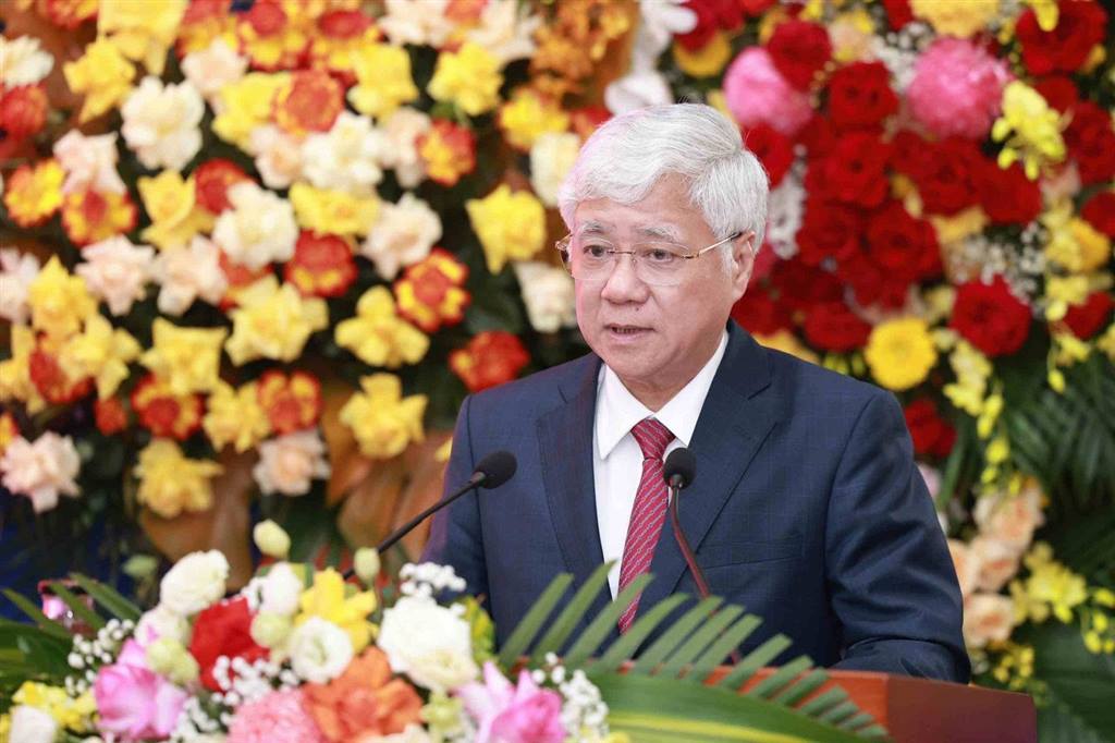 Ông Nguyễn Đình Khang giữ chức Bí thư Đảng ủy Tổng Liên đoàn Lao động Việt Nam nhiệm kỳ 2025-2030