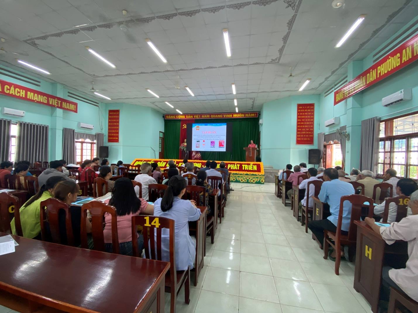 Gia Lai: Hơn 120 hội viên, nông dân được trang bị kỹ năng an toàn, vệ sinh lao động  trong sản xuất