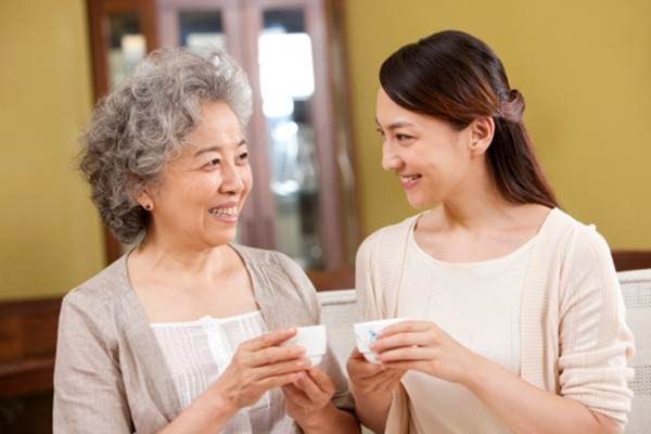 Mẹ chồng tìm bạn đời, tổ chức đám cưới linh đình cho tôi