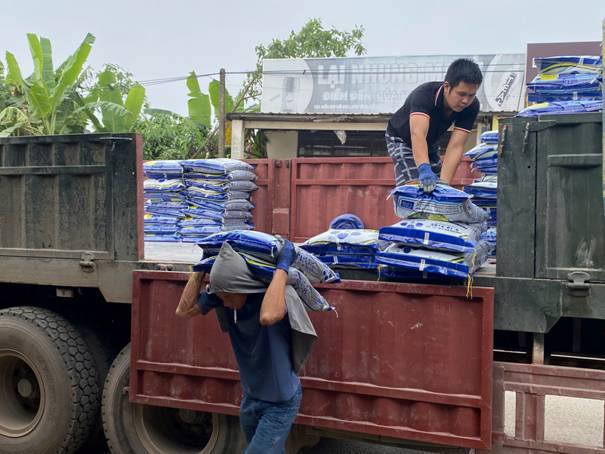 Hiệu quả chương trình cung ứng phân bón trả chậm  cho bà con nông dân ở xã Cẩm Khê