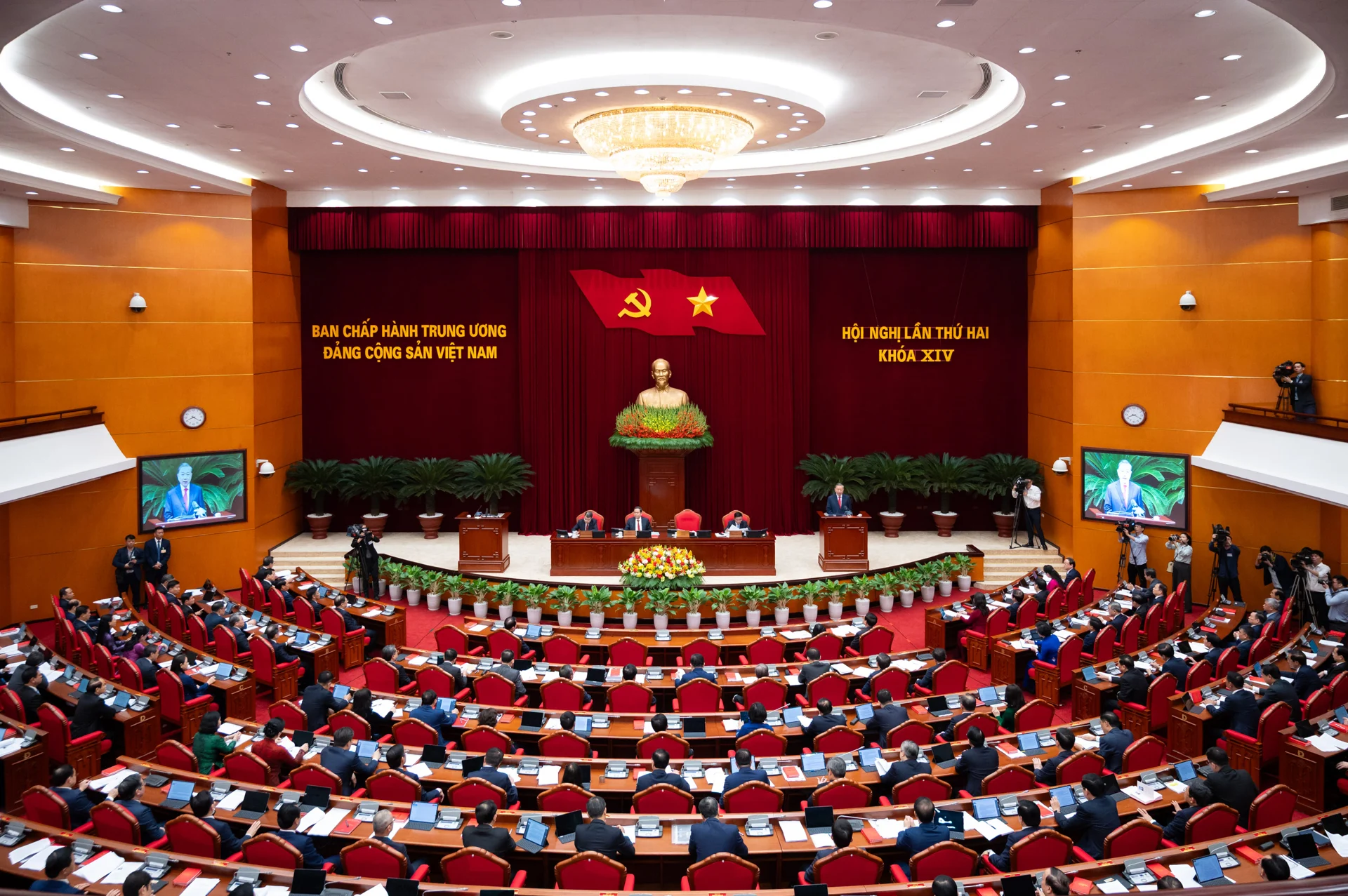 Trung ương đã thống nhất rất cao về những vấn đề lớn, hệ trọng, đặc biệt là nội dung về công tác cán bộ 