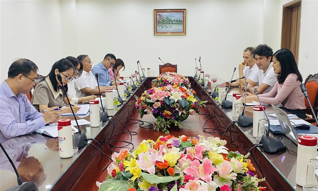 Vice chairman of VNFU Dinh Khac Dinh worked with Turkish Cooperation and Coordination Agency (TIKA)
