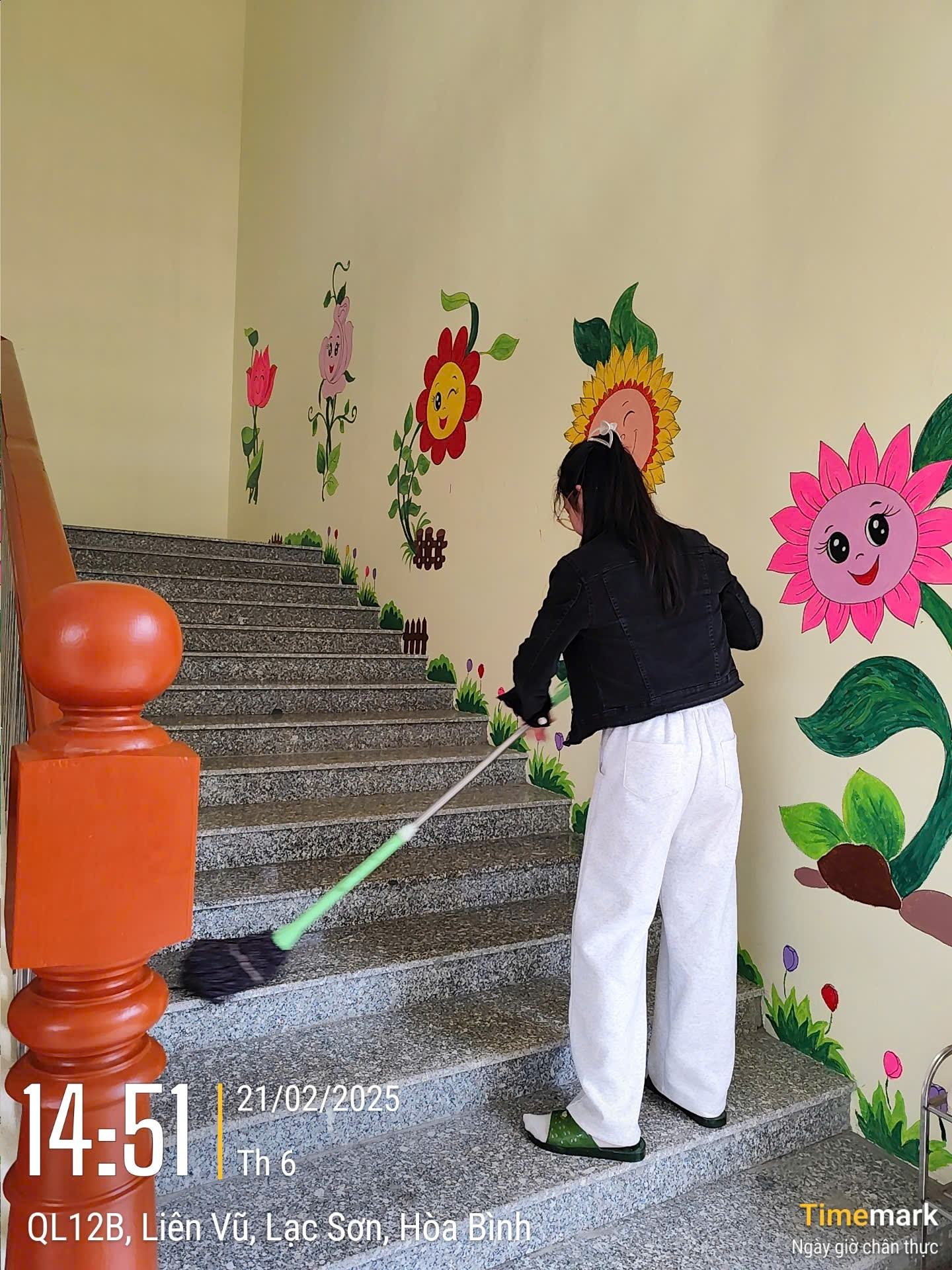 Trường Mầm non Liên Vũ tiếp tục thực hiện phong trào Chiều thứ 6 xanh- sạch- đẹp