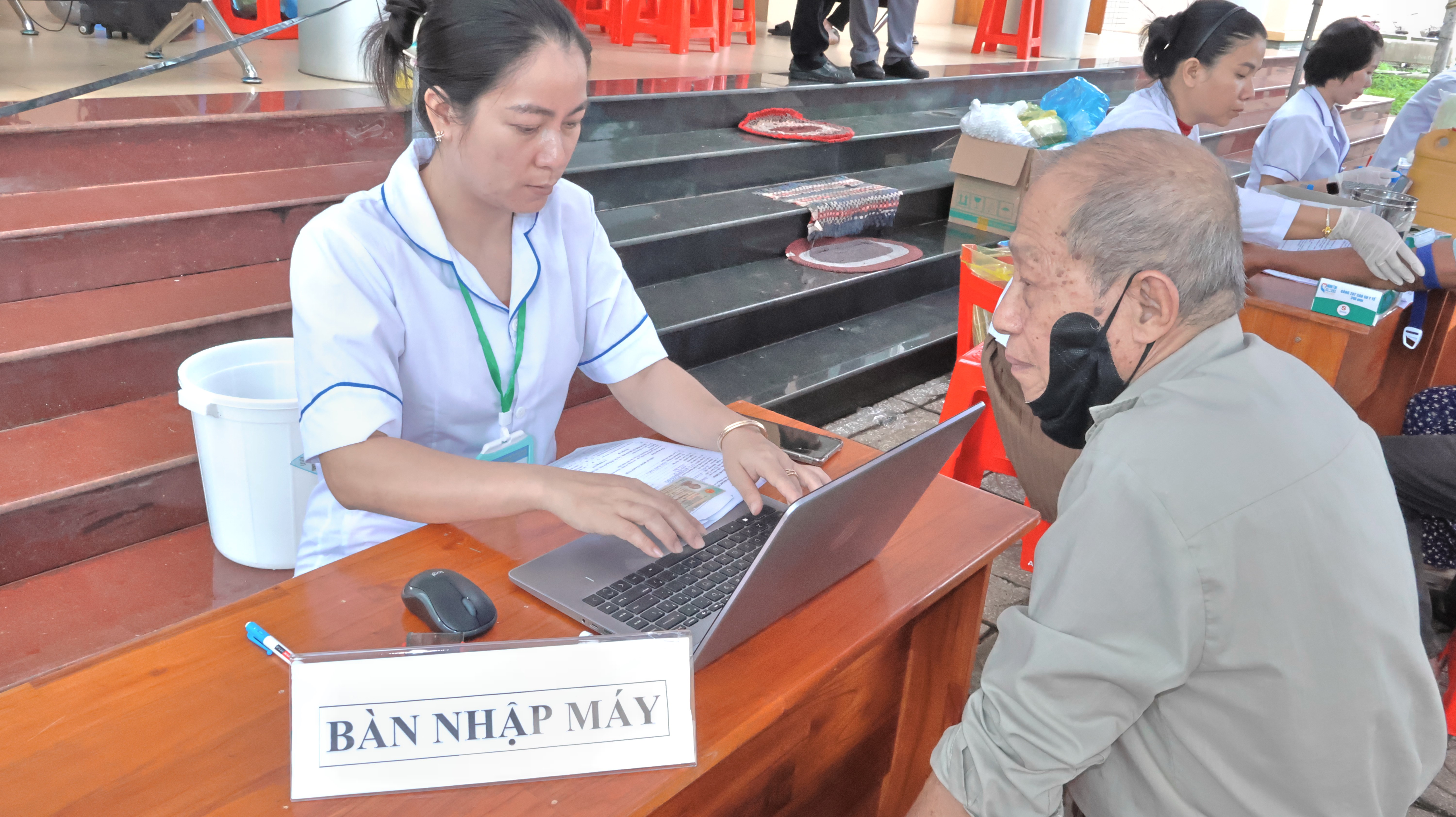 anh tin bai